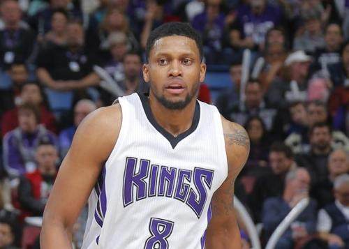 斯瓦泰克首次亮相武网：我也许能闯进决赛，萨巴伦卡很强但不会影响我的发挥