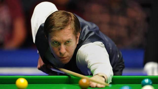 西甲半场：亚当斯门前造险，瓦伦西亚暂0-0塞维利亚