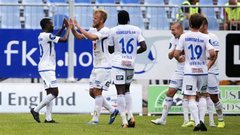 米体：比亚迪向国米交付特别定制版海狮07，将限量生产250台