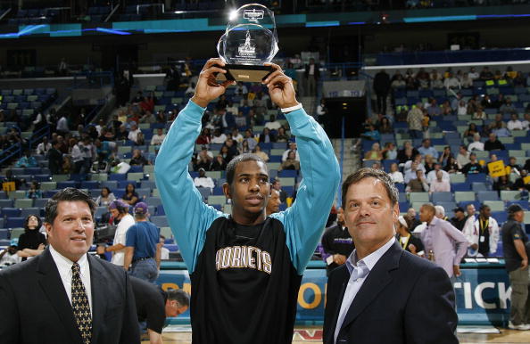 撤引走两名 撤引走两名