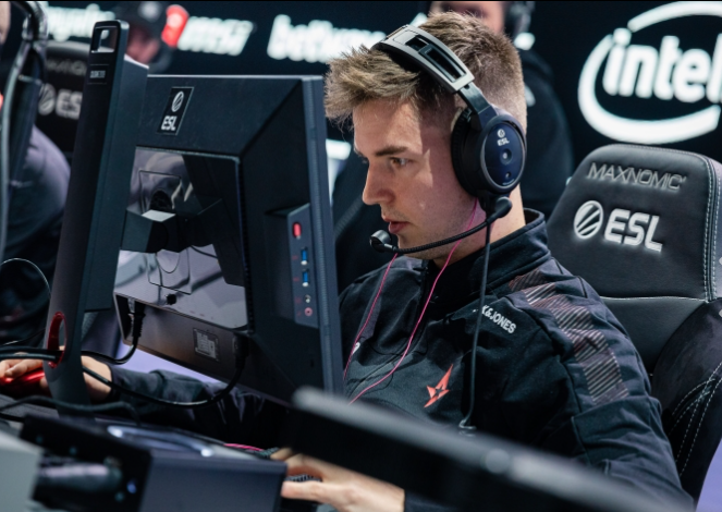 一步提升S 一步提升S